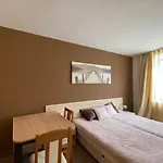 Avalon D202 Private Sunny