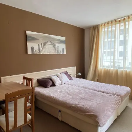 Avalon D202 Private Sunny Apartamento